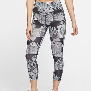 Women's Nike high rise workout crop leggings